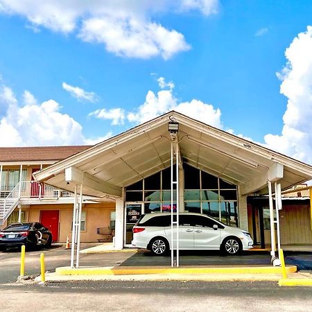 Thunderbird Motel Hillsboro Exterior photo